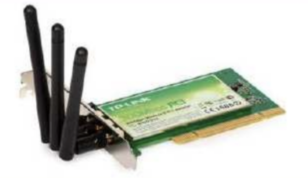 Adaptador inalámbrico con tres antenas